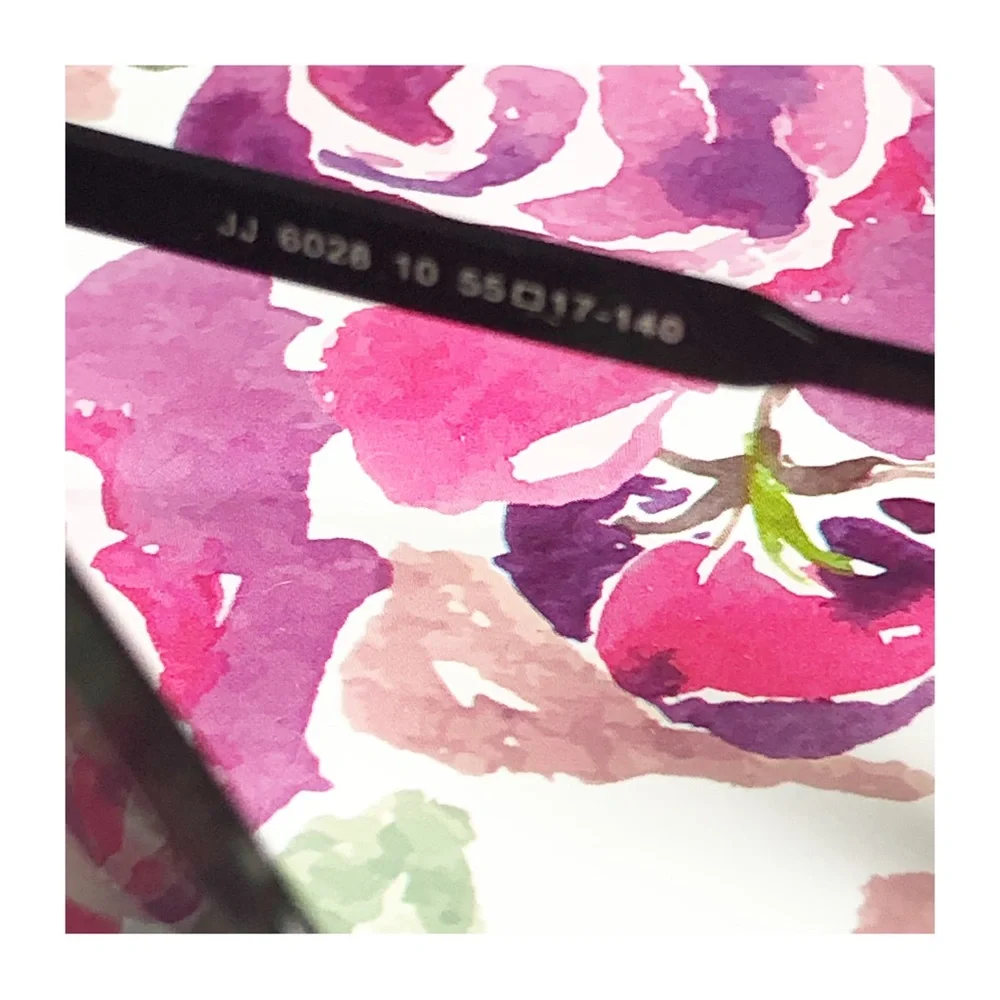 NWT JOE'S JEANS Women's Satin Black Sunglasses